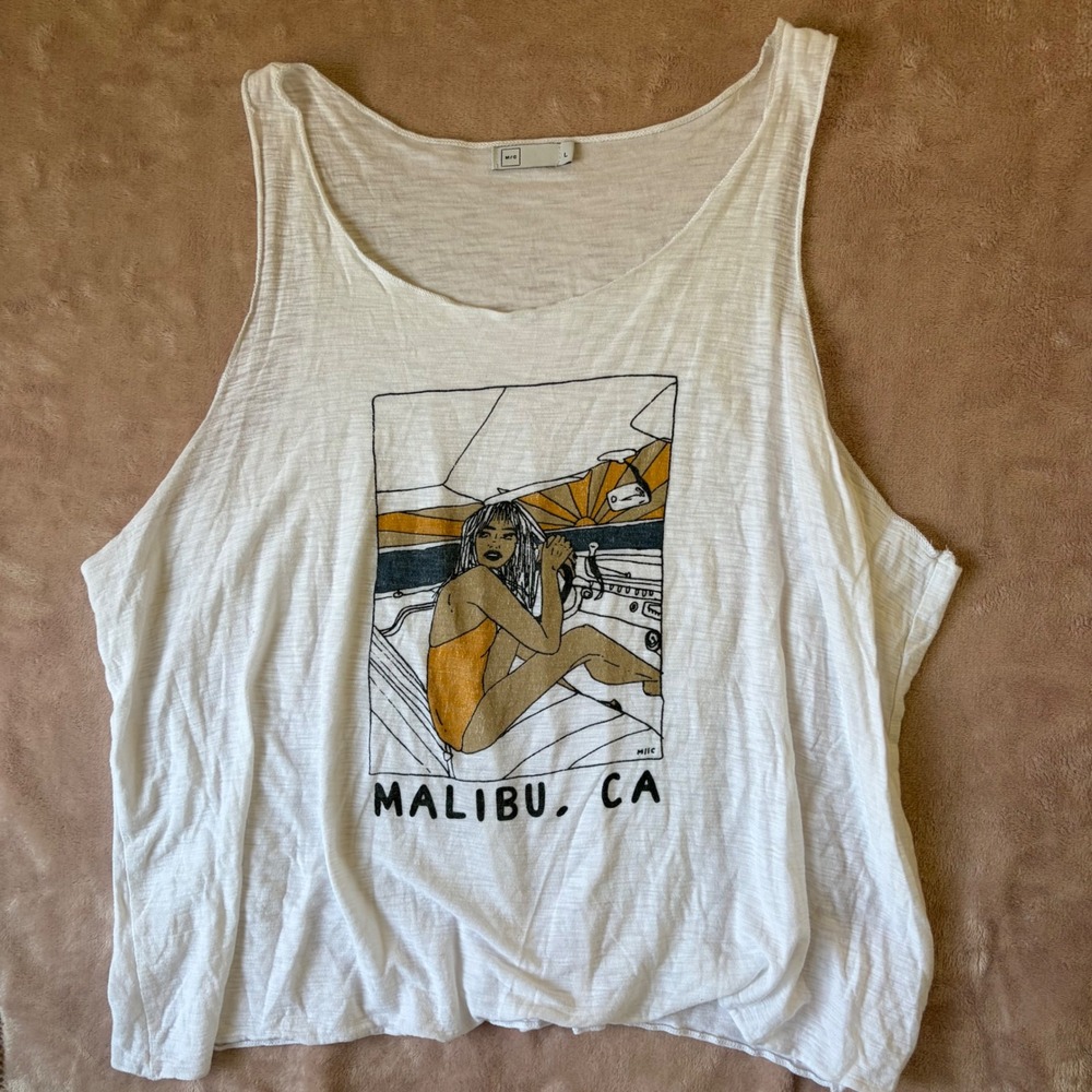 M//C Malibu CA Graphic Tank Top White Slub Knit Sleeveless Summer Shirt Large
